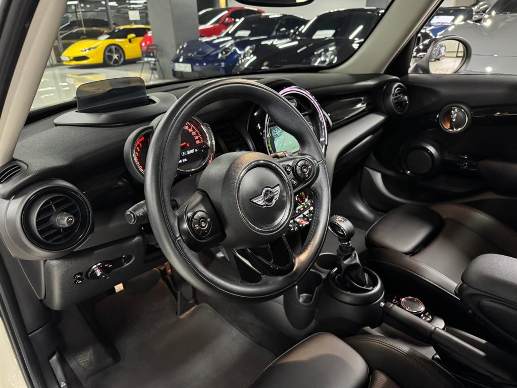 Mini Cooper - Vista 5