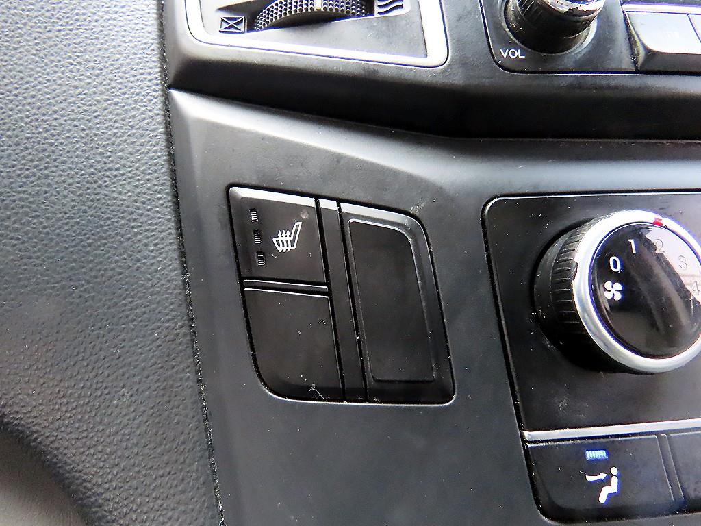 HYUNDAI Starex 2017 Blanco - Importación desde Corea - HF Imports Iquique - Foto 14