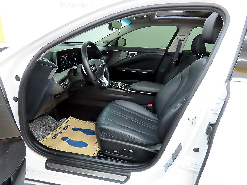 KIA K8 - Vista 5