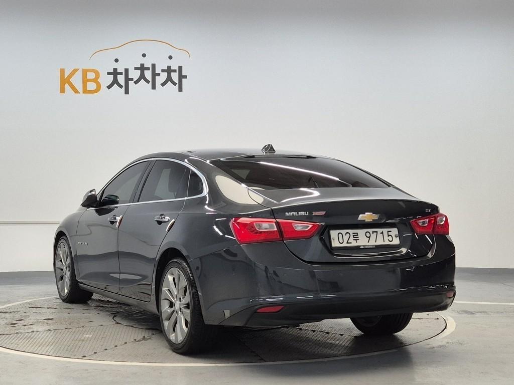 Chevrolet Malibu - Vista 2