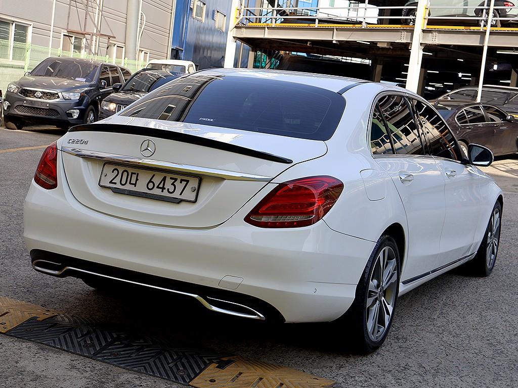 Mercedes Benz C Class - Vista 7