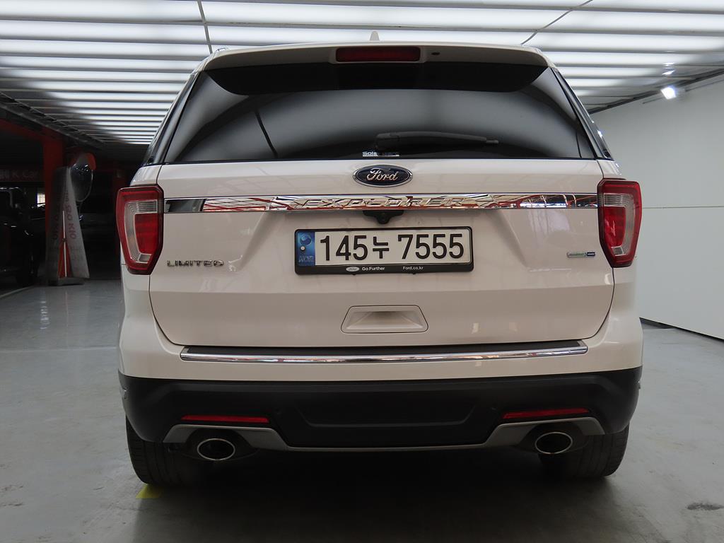 Ford Explorer - Vista 3
