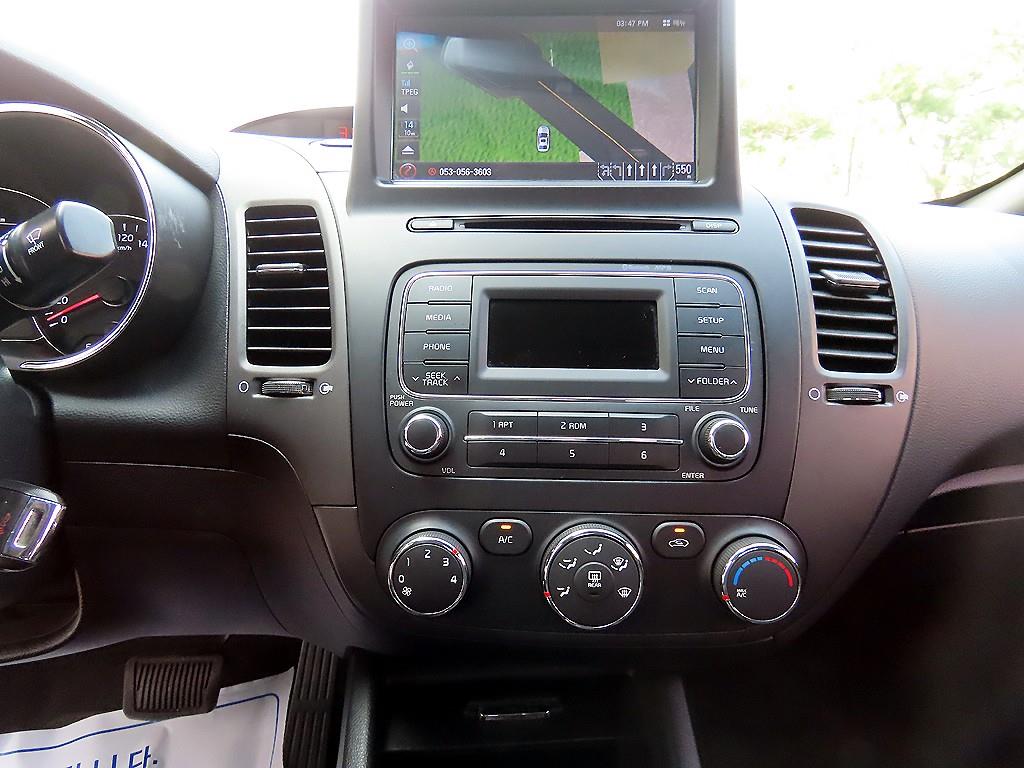 KIA K3 2015 Blanco - Importación desde Corea - HF Imports Iquique - Foto 13