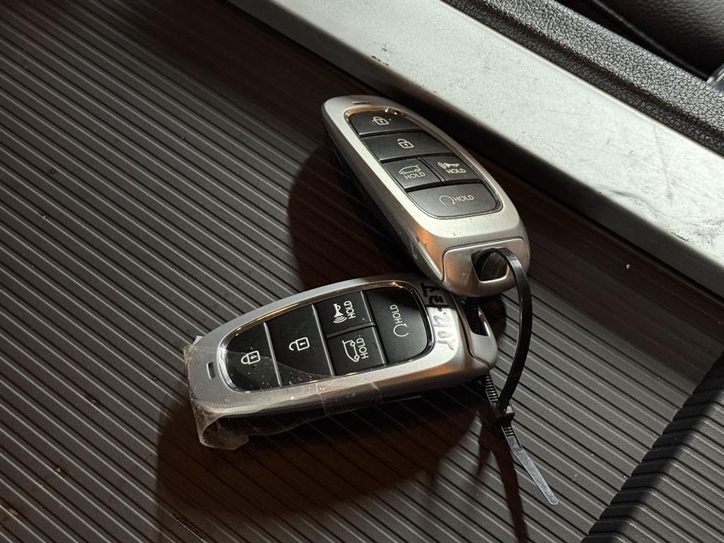 HYUNDAI Staria 2023 Negro - Importación desde Corea - HF Imports Iquique - Foto 18