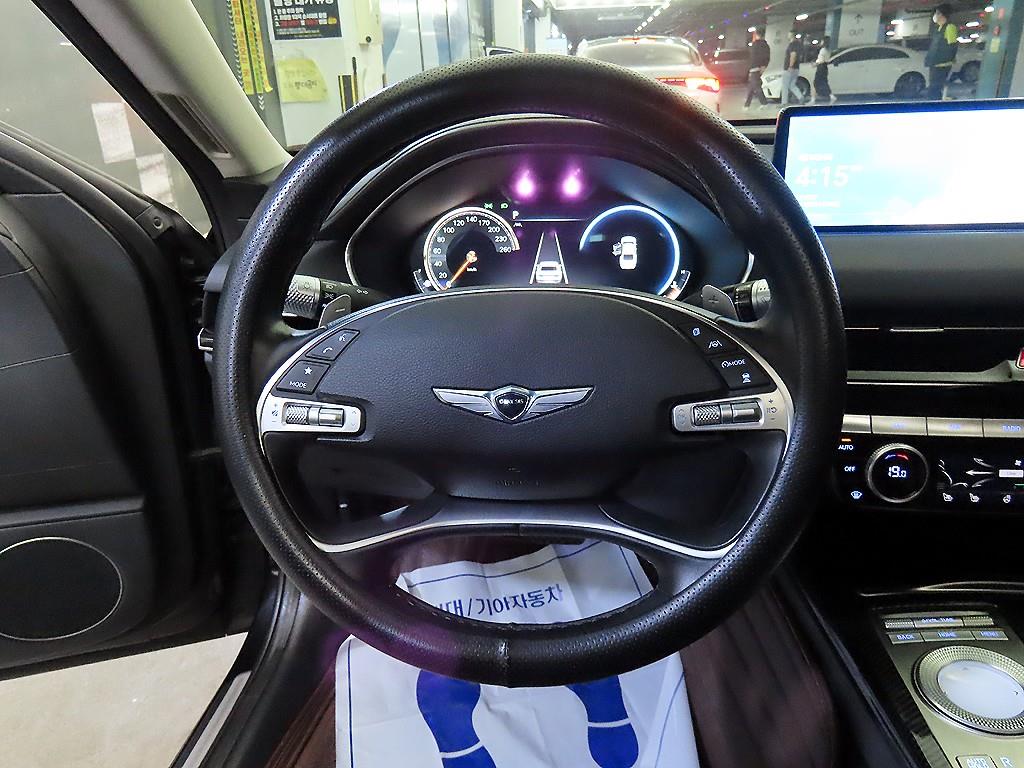 Genesis G80 - Vista 8