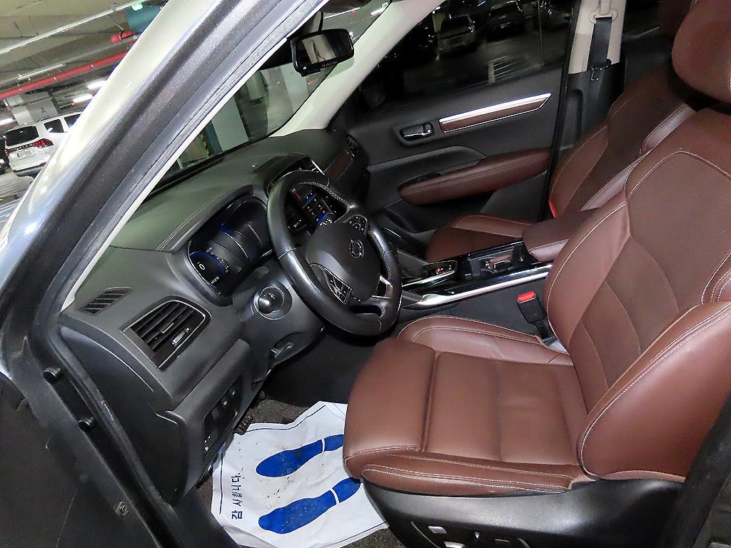 SAMSUNG QM6 - Vista 6