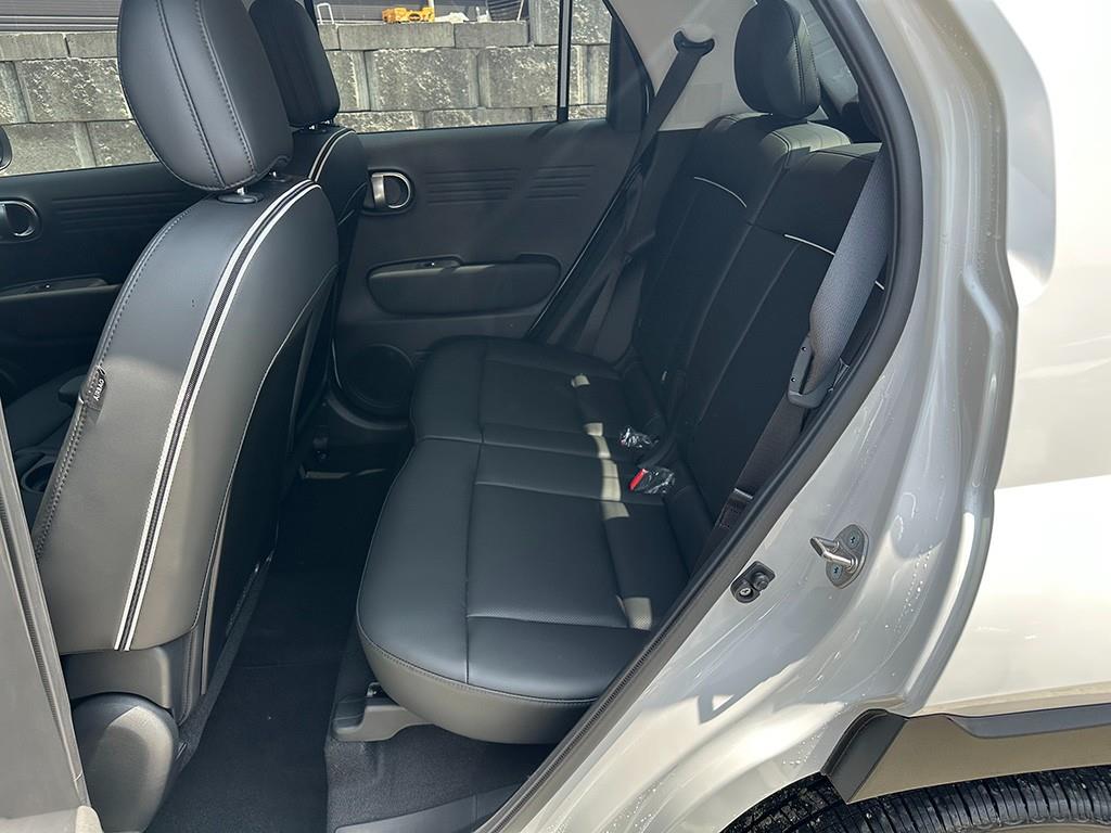 HYUNDAI Casper - Vista 6