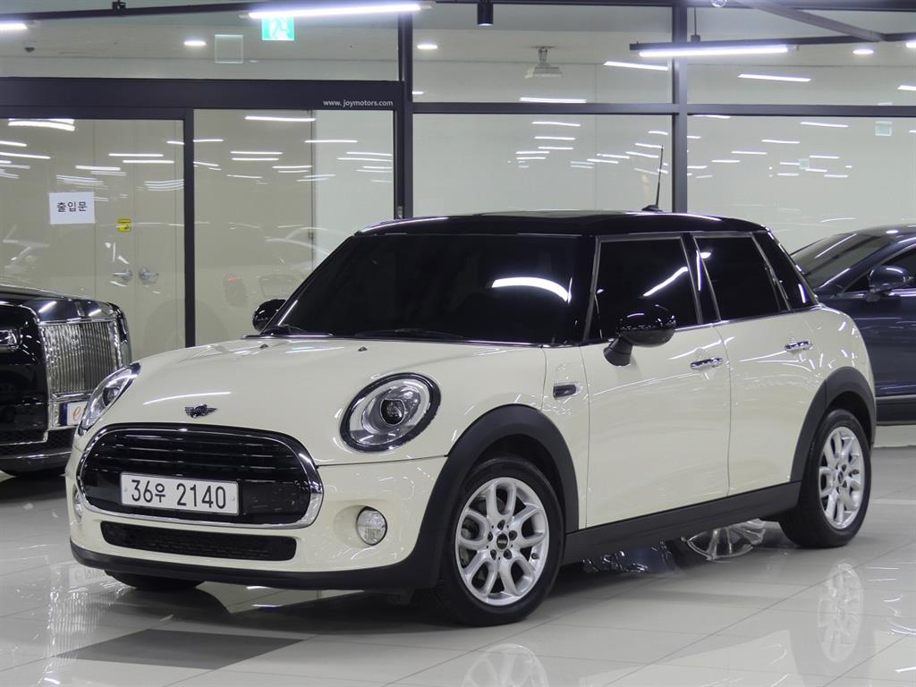 Mini Cooper - Vista 2