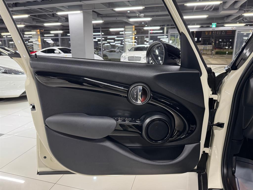 Mini Cooper - Vista 8