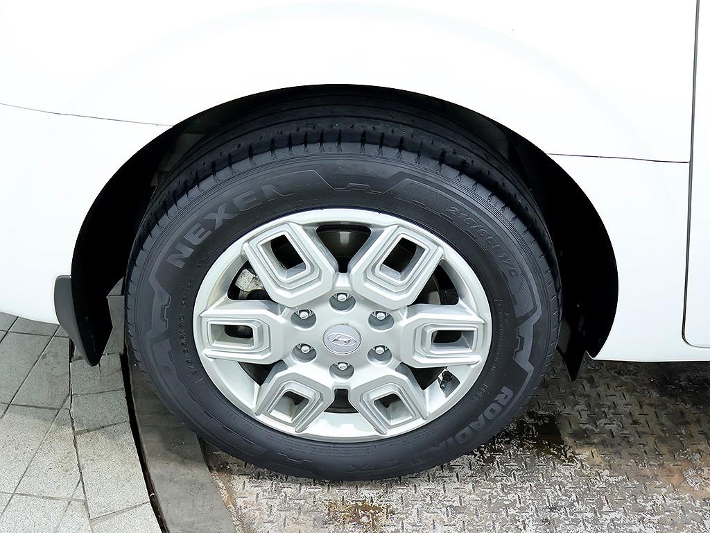 HYUNDAI Staria 2023 Blanco - Importación desde Corea - HF Imports Iquique - Foto 7