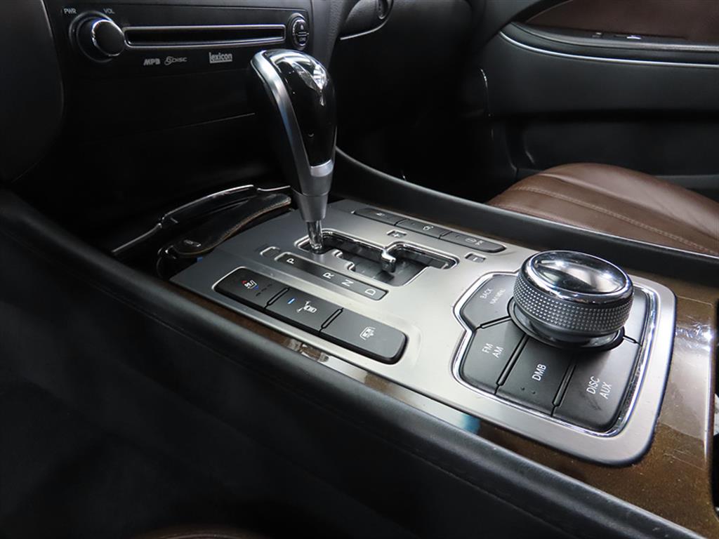 HYUNDAI Equus - Vista 11