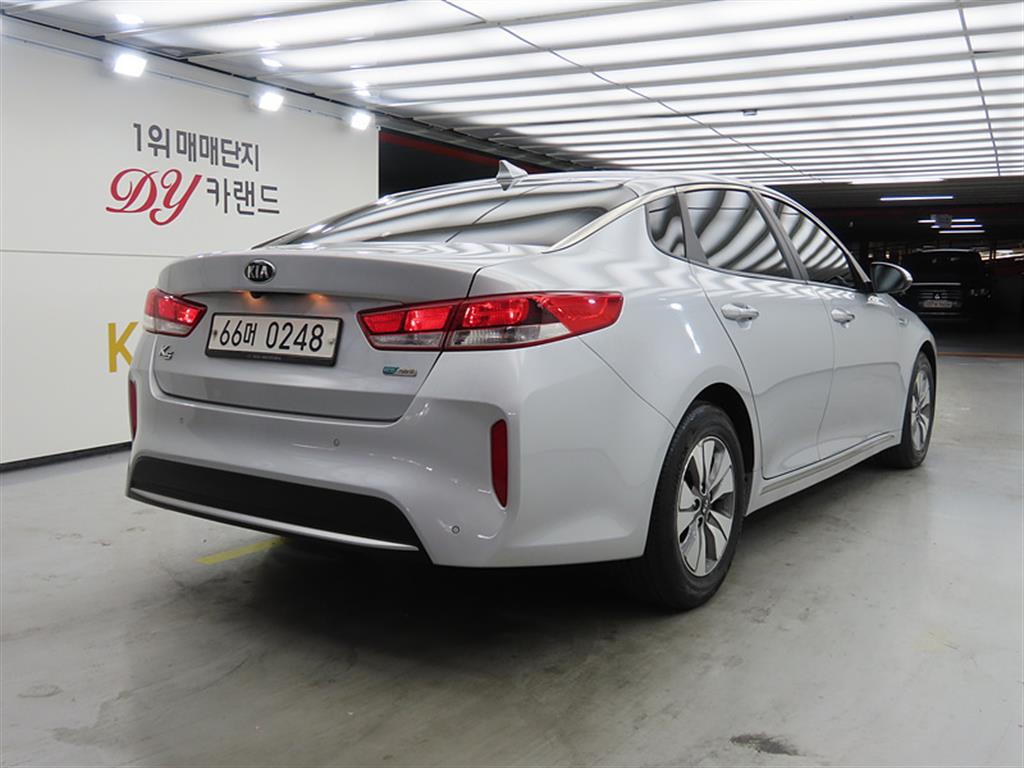 KIA K5 - Vista 4