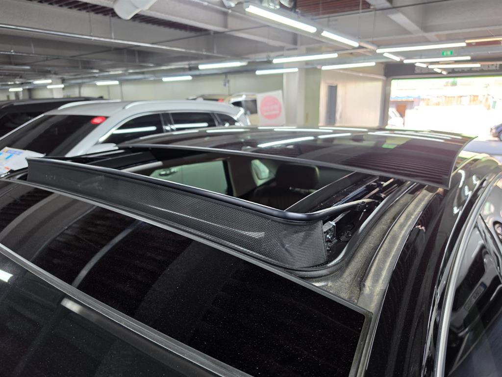 HYUNDAI Grandeur - Vista 5