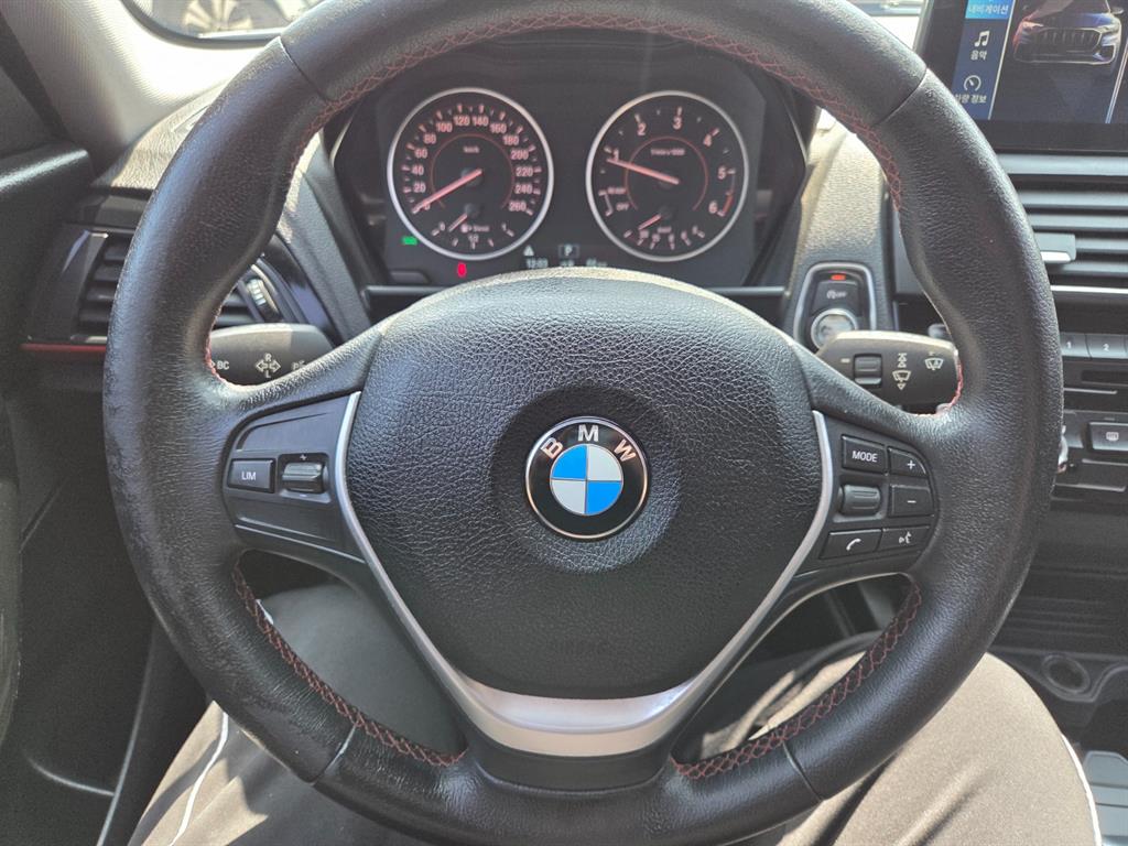 BMW 1 series 2016 Blanco - Importación desde Corea - HF Imports Iquique - Foto 13
