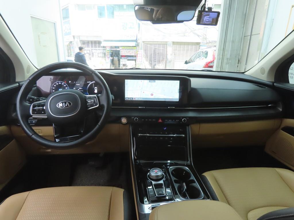 KIA Carnival - Vista 7