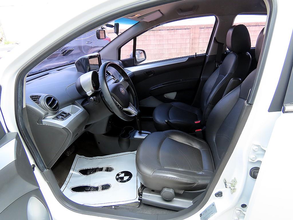 Chevrolet Spark - Vista 5