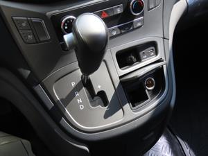 HYUNDAI Starex - Vista 12