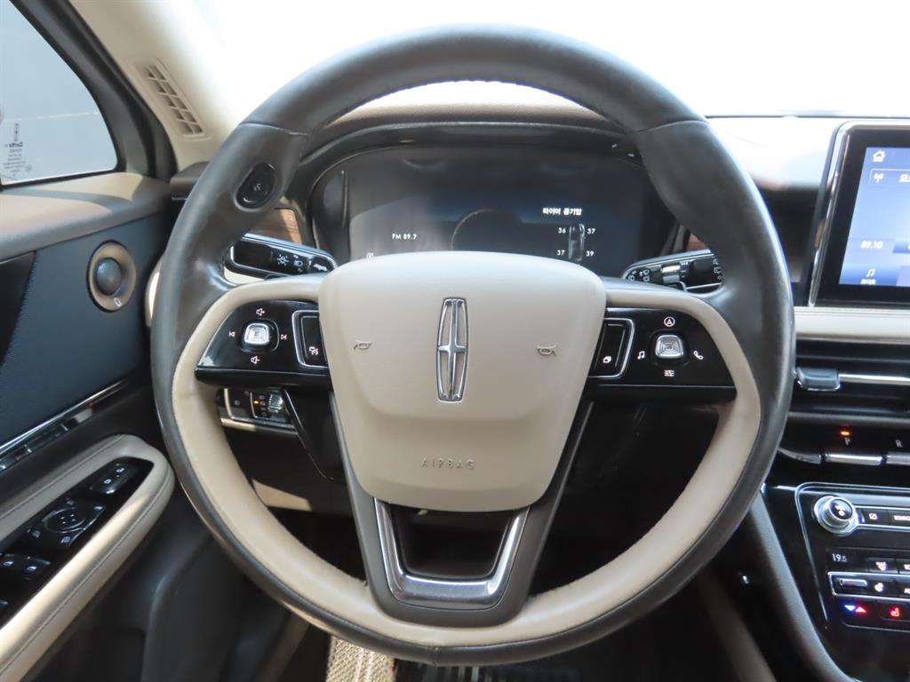 Lincoln Corsair 2020 Negro - Importación desde Corea - HF Imports Iquique - Foto 11