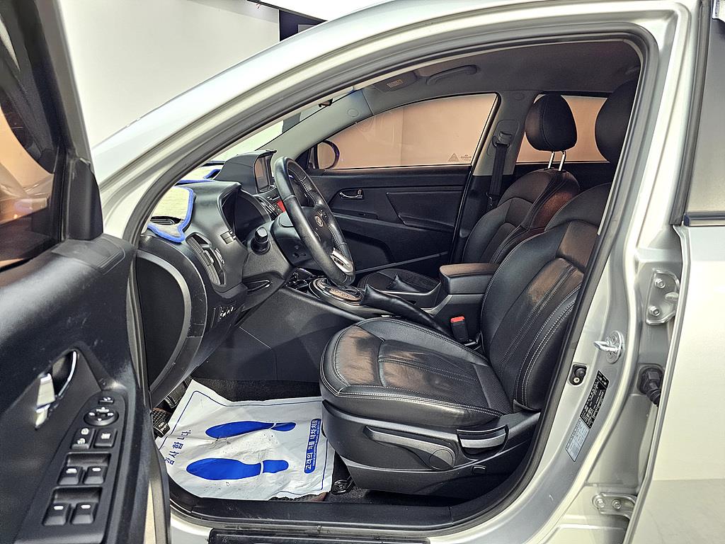 KIA Sportage - Vista 8