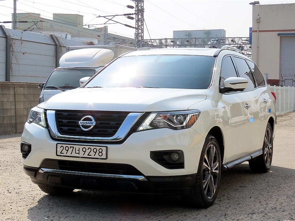 Nissan Pathfinder - Vista 2