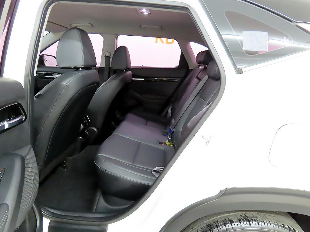 KIA Seltos - Vista 6