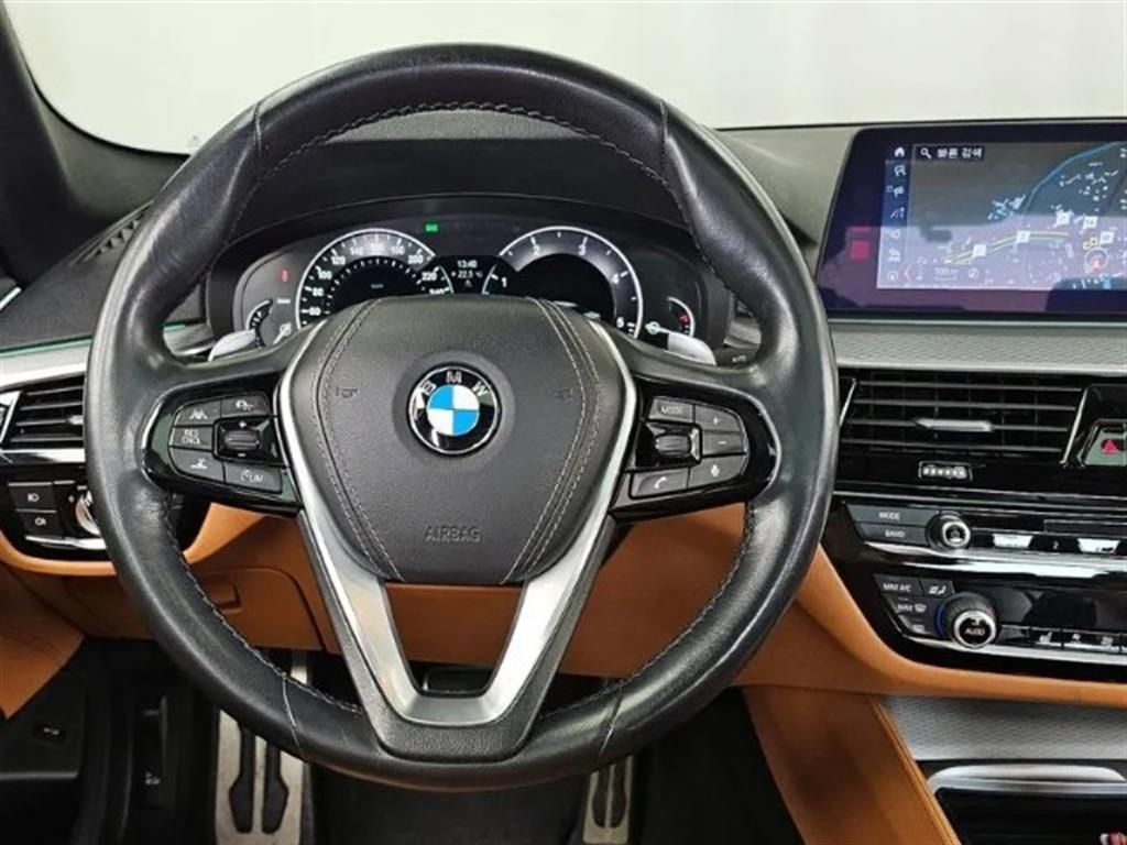 BMW 5 Series 2018 Azul - Importación desde Corea - HF Imports Iquique - Foto 13