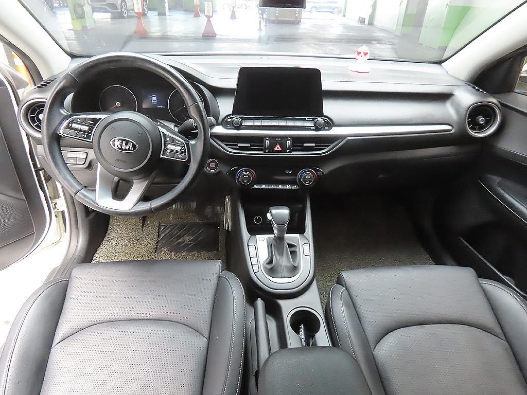 KIA K3 2019 Blanco - Importación desde Corea - HF Imports Iquique - Foto 12