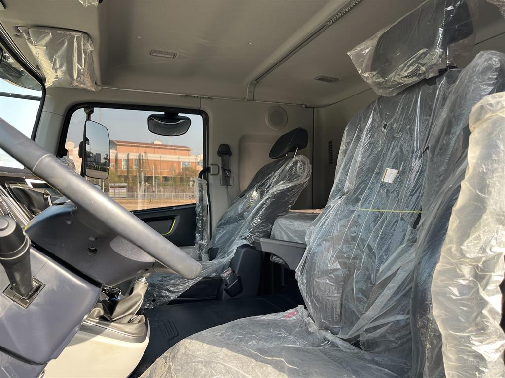 medium and large cargo goso 2023 Blanco - Importación desde Corea - HF Imports Iquique - Foto 16