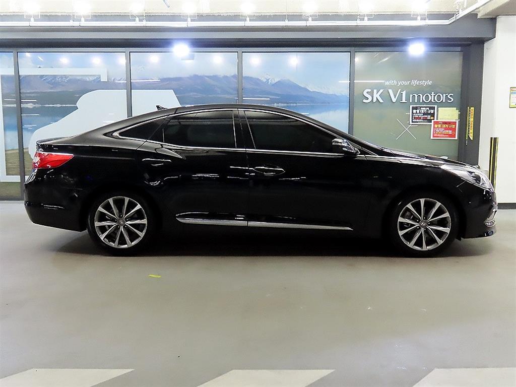 HYUNDAI Grandeur - Vista 3
