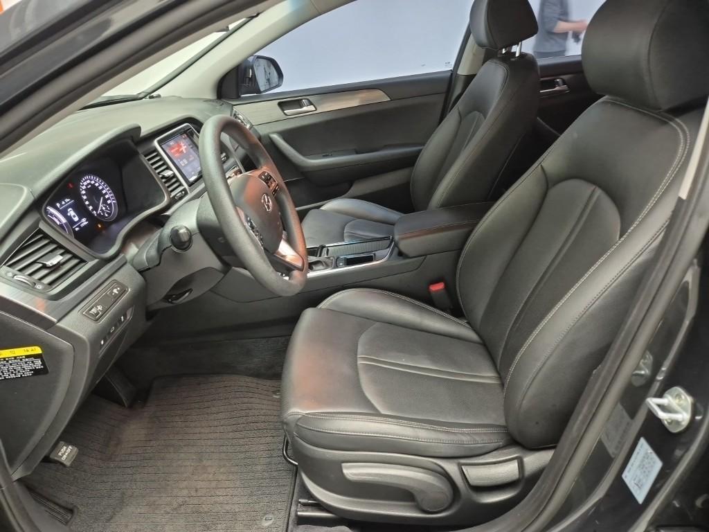 HYUNDAI Sonata - Vista 11