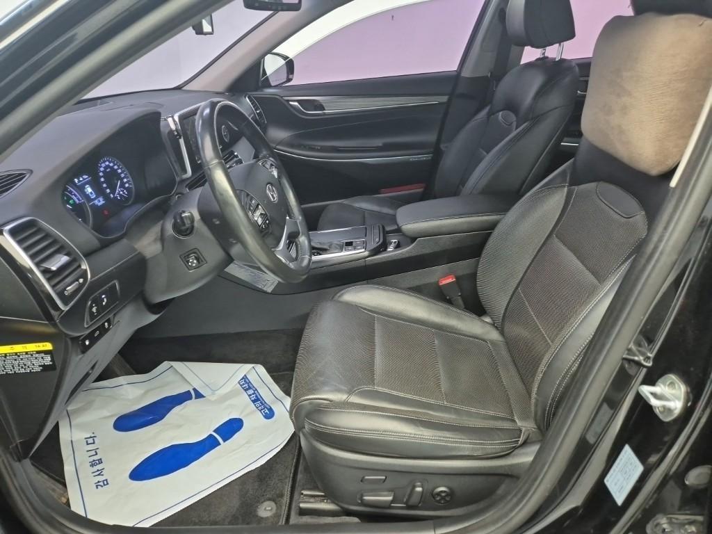 HYUNDAI Grandeur - Vista 11