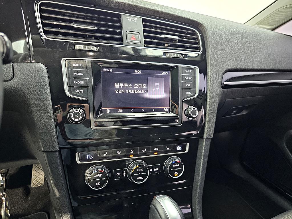 Volkswagen Golf 2015 Blanco - Importación desde Corea - HF Imports Iquique - Foto 15