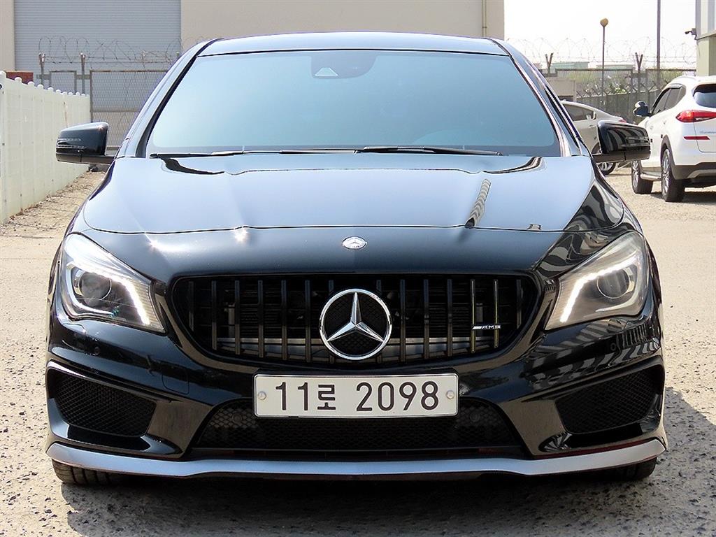 Mercedes Benz CLA Class 2015 Negro - Importación desde Corea - HF Imports Iquique - Foto 1