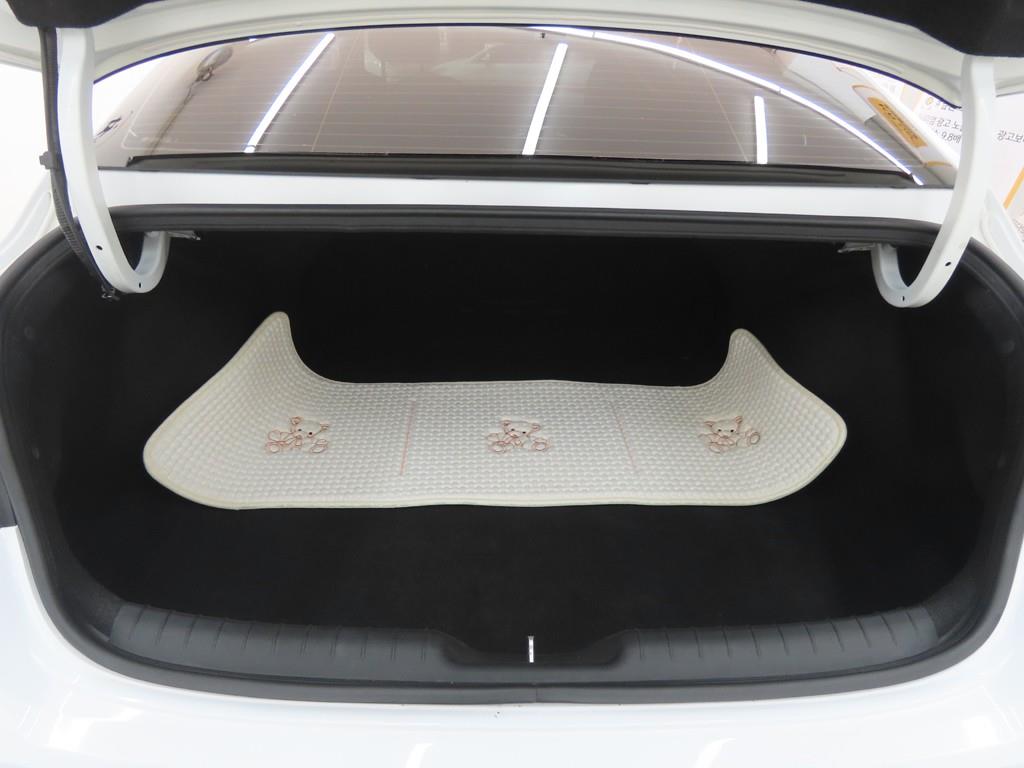 HYUNDAI Avante 2021 Blanco - Importación desde Corea - HF Imports Iquique - Foto 20