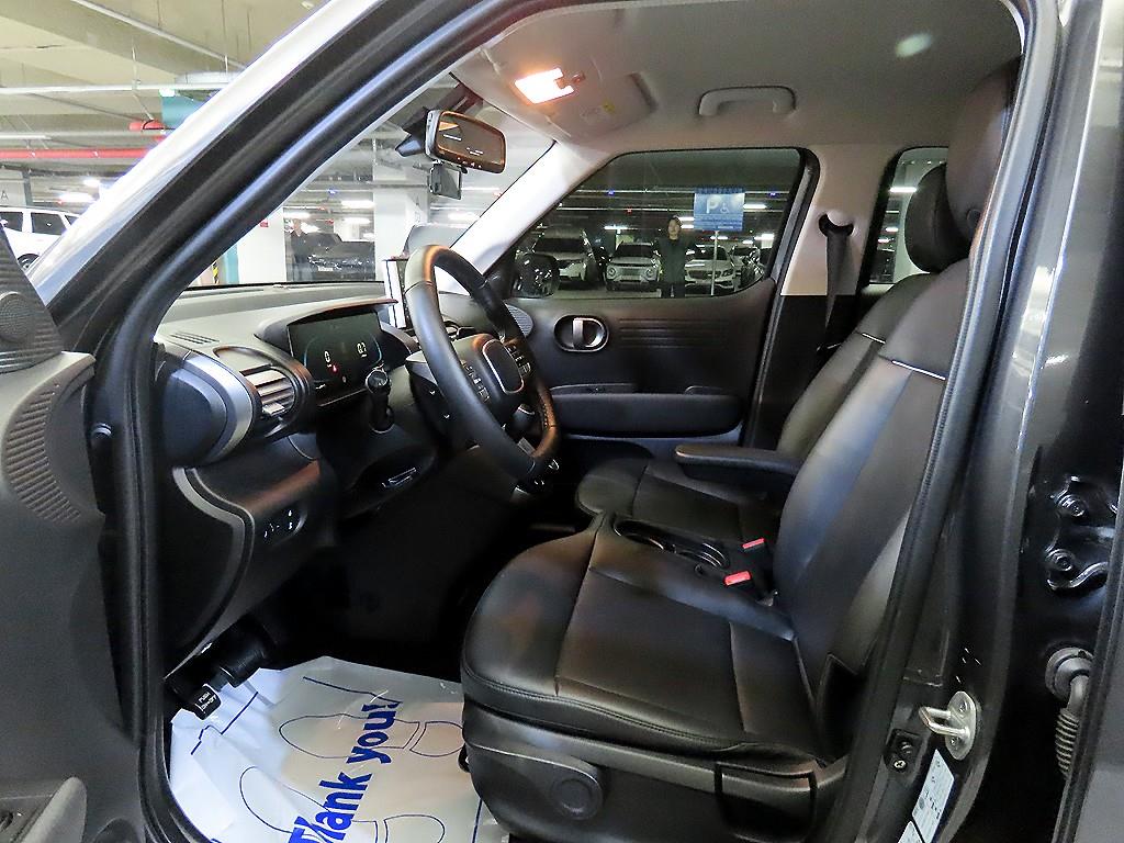 HYUNDAI Casper - Vista 6