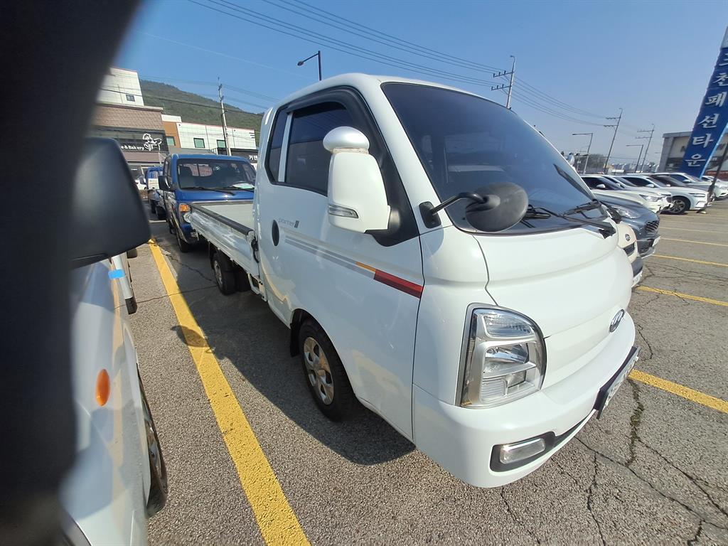 Small Truck Cargo (small) - Vista 3