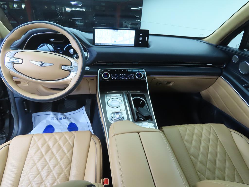 Genesis GV80 - Vista 7