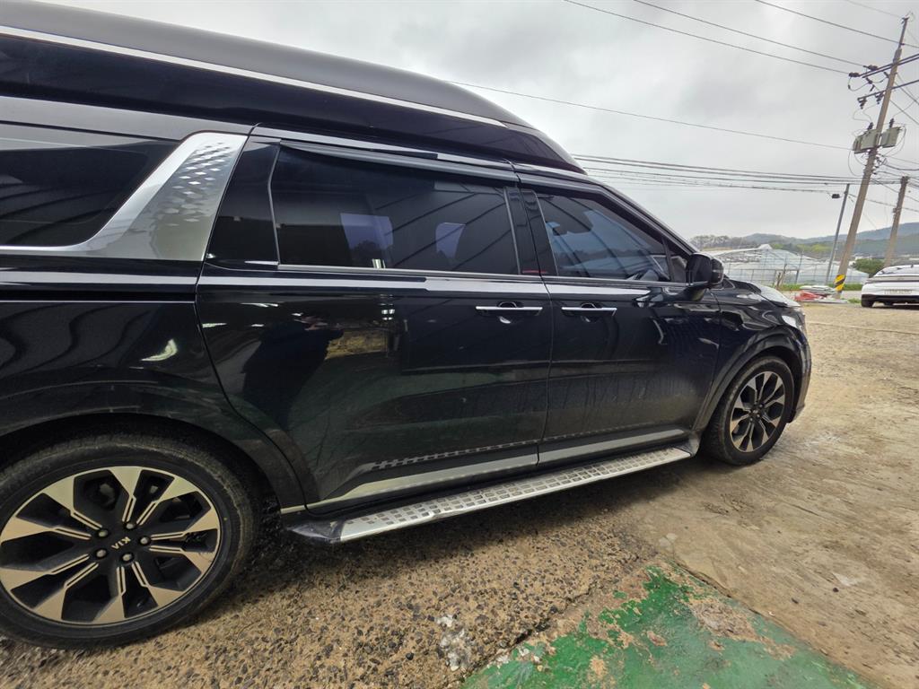 KIA Carnival - Vista 9
