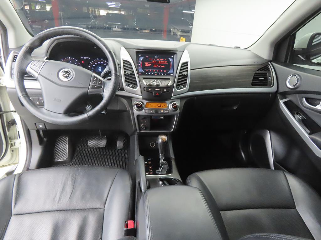 Ssangyong Korando - Vista 7