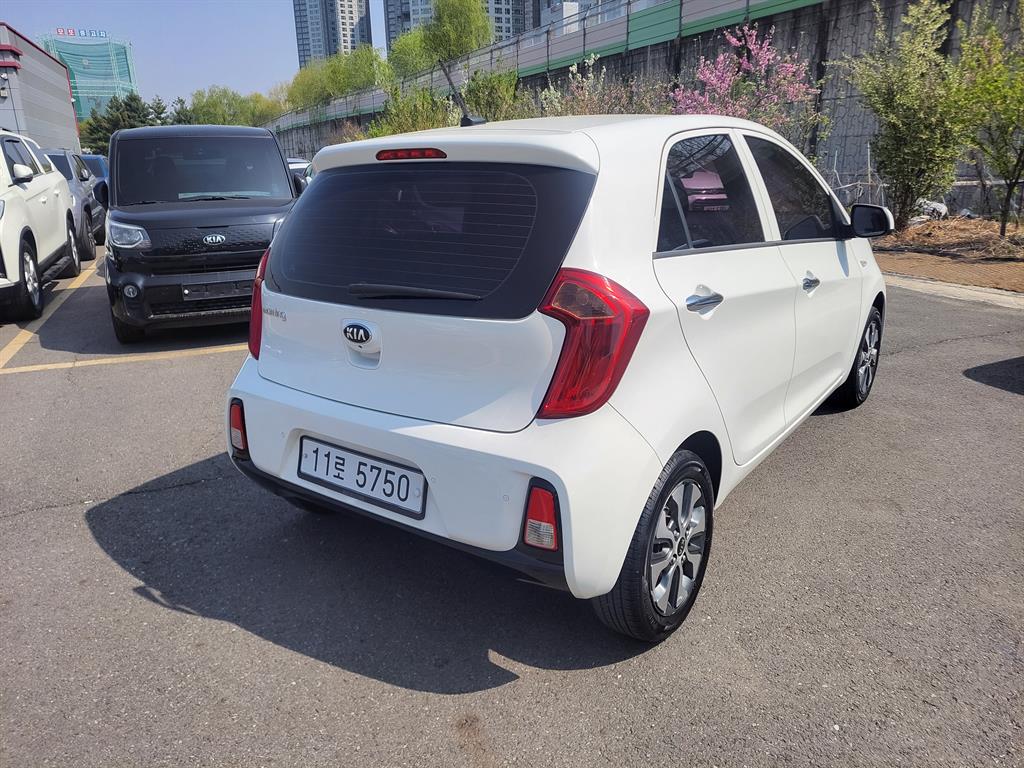 KIA Morning - Vista 3