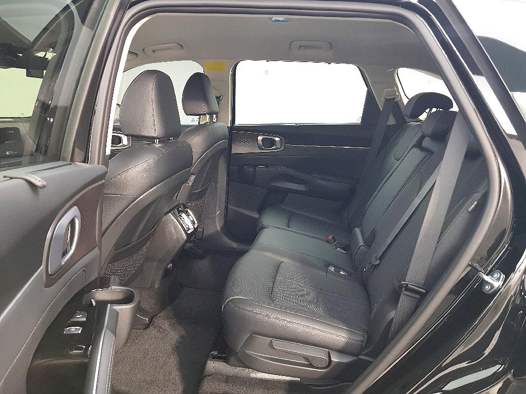 KIA Sorento - Vista 9