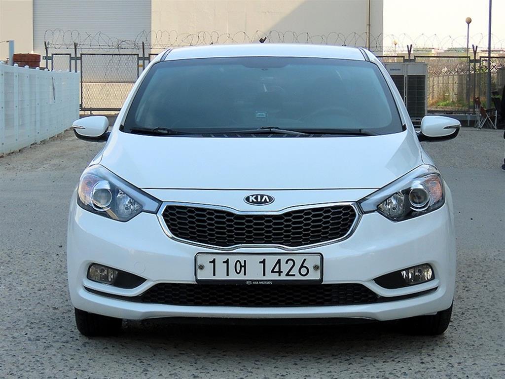 KIA K3 2015 Blanco - Importación desde Corea - HF Imports Iquique - Foto 1
