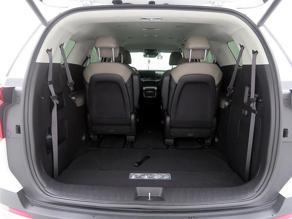 KIA Carnival - Vista 5