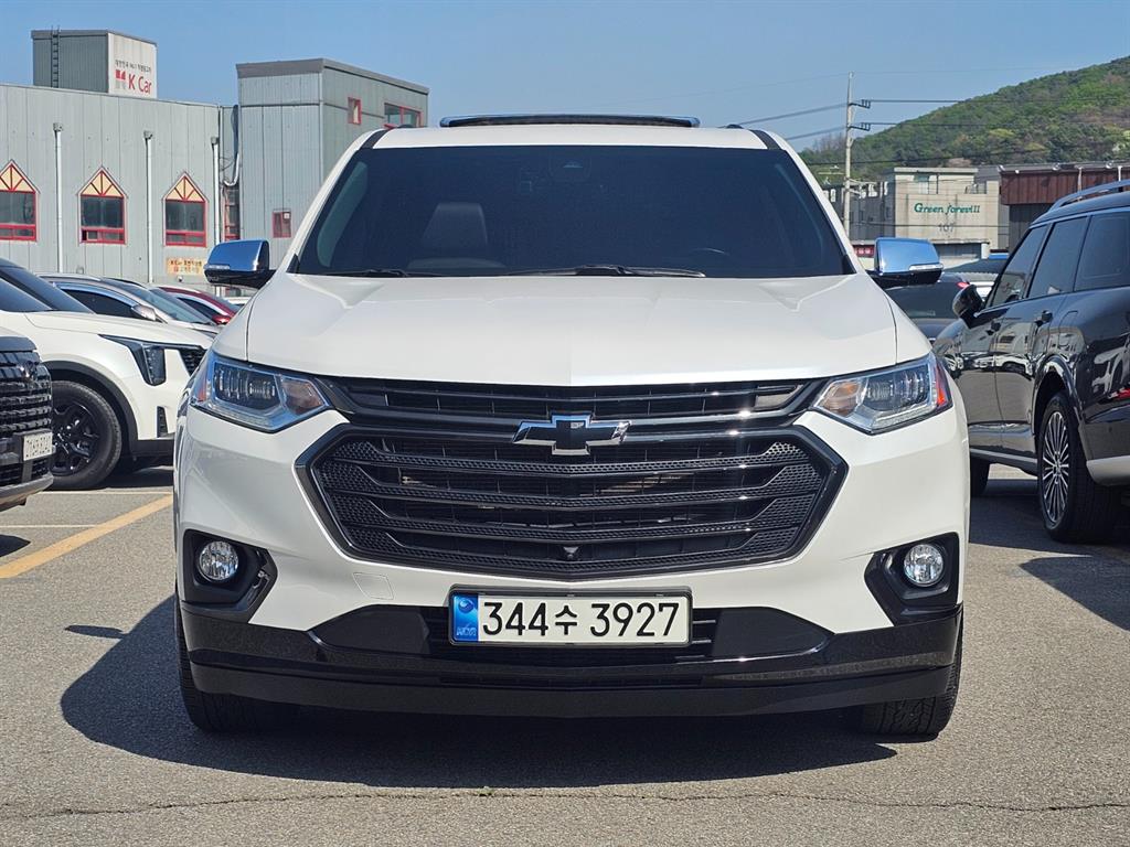 Chevrolet Travers - Vista 3