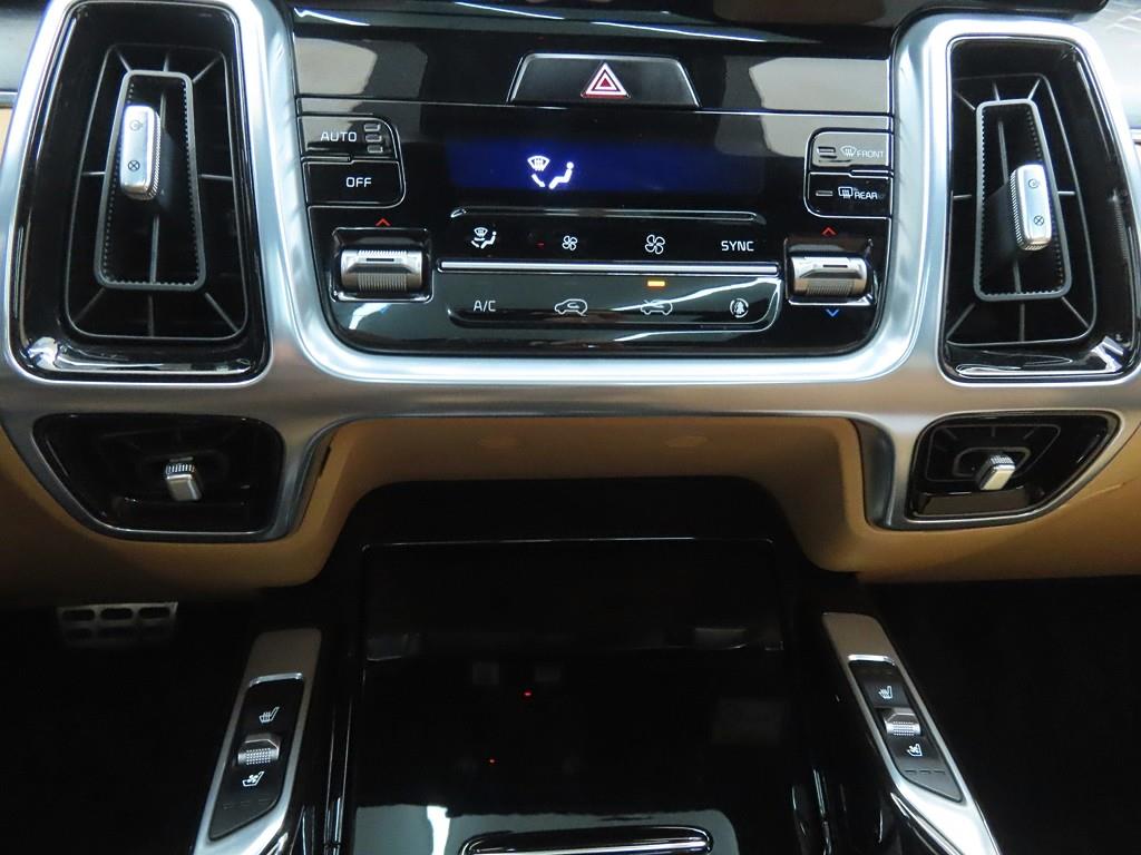 KIA Sorento - Vista 11