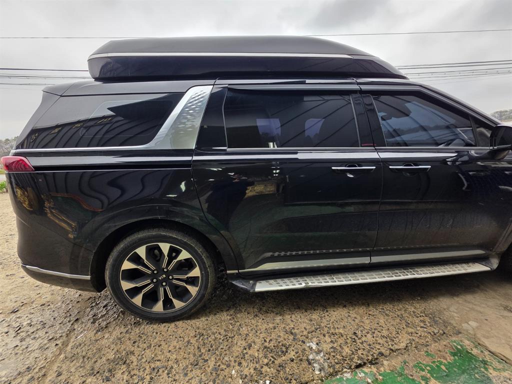 KIA Carnival - Vista 7