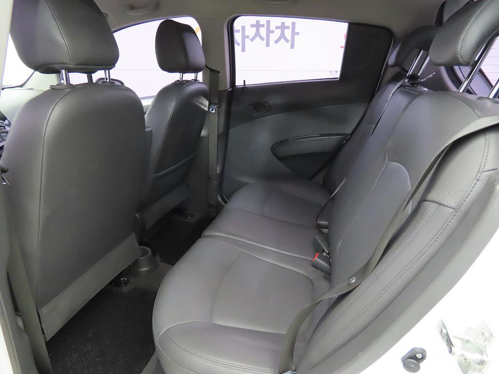 Chevrolet Spark - Vista 6