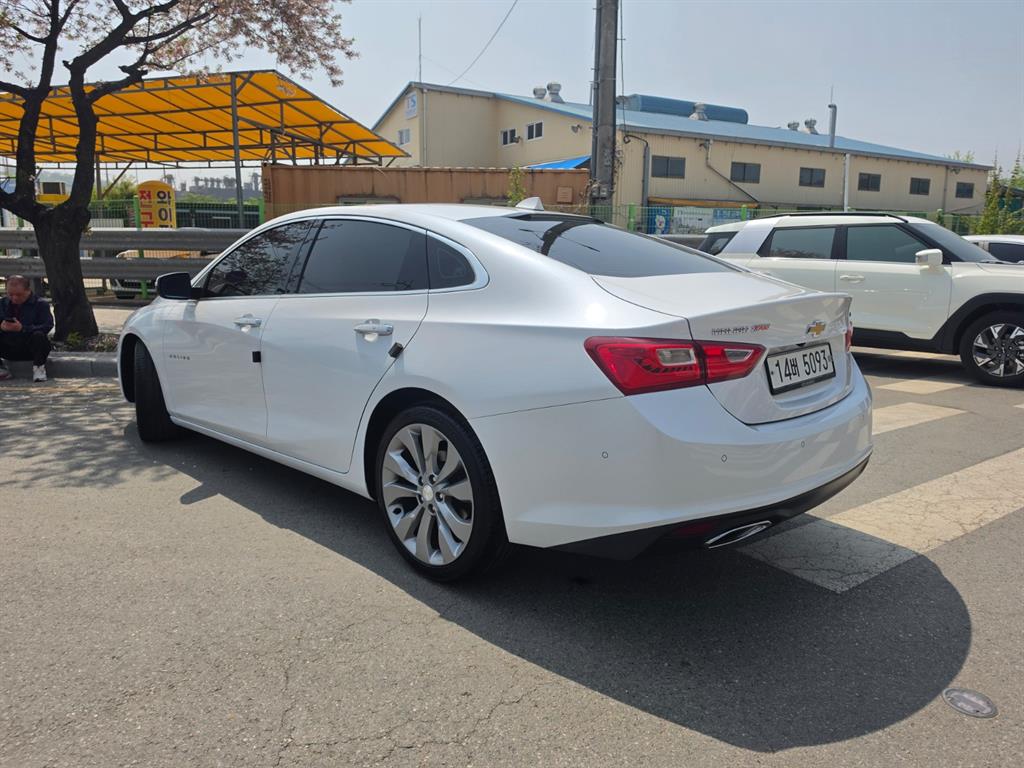 Chevrolet Malibu - Vista 4