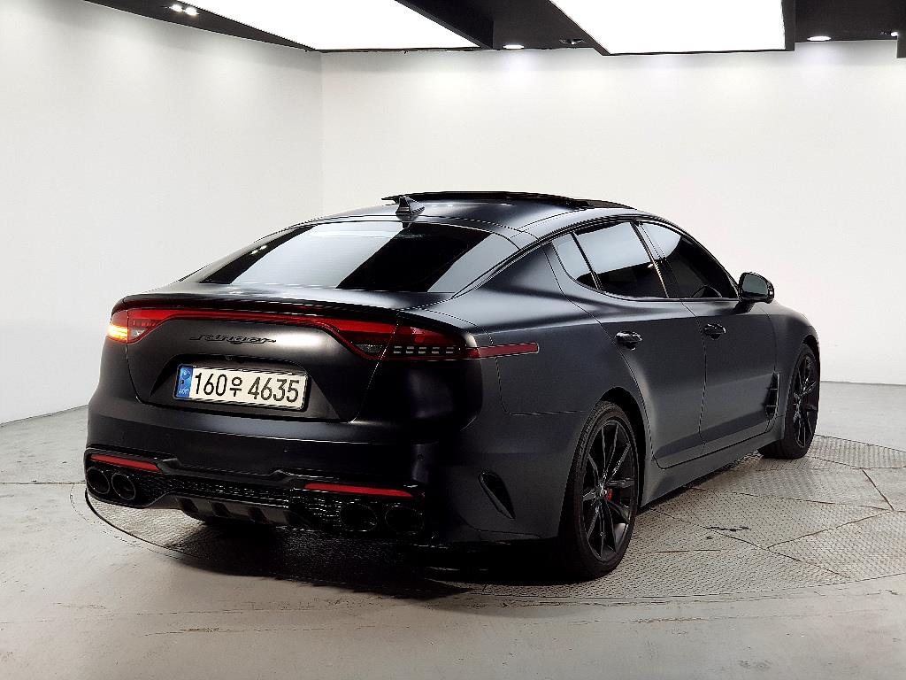 KIA Stinger - Vista 4
