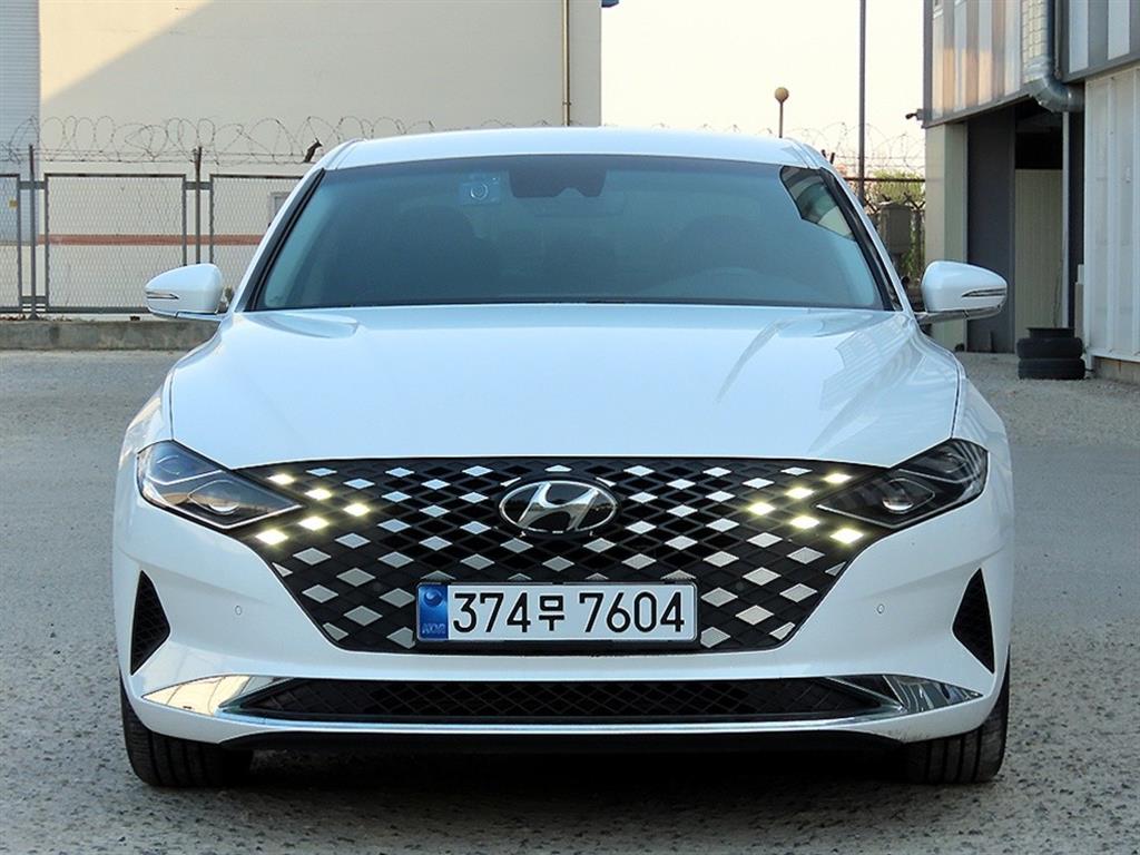 HYUNDAI Grandeur 2023 Blanco - Importación desde Corea - HF Imports Iquique - Foto 1